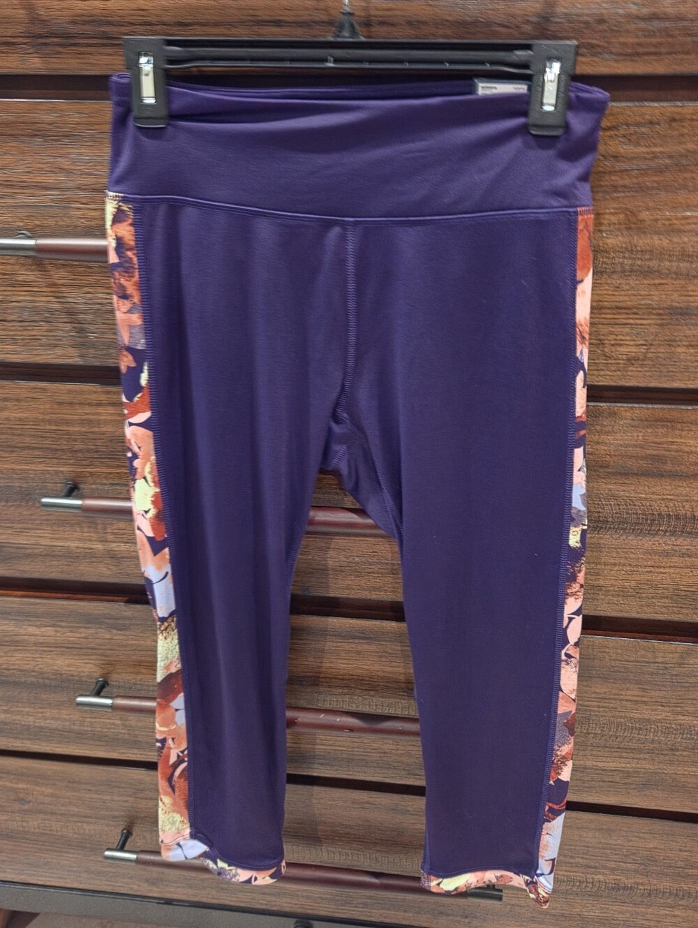 Purple Active Capri Leggings with Floral Side Panels Size Medium